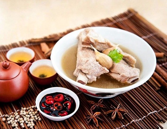 Where to find bak kut teh the best singaporean street food