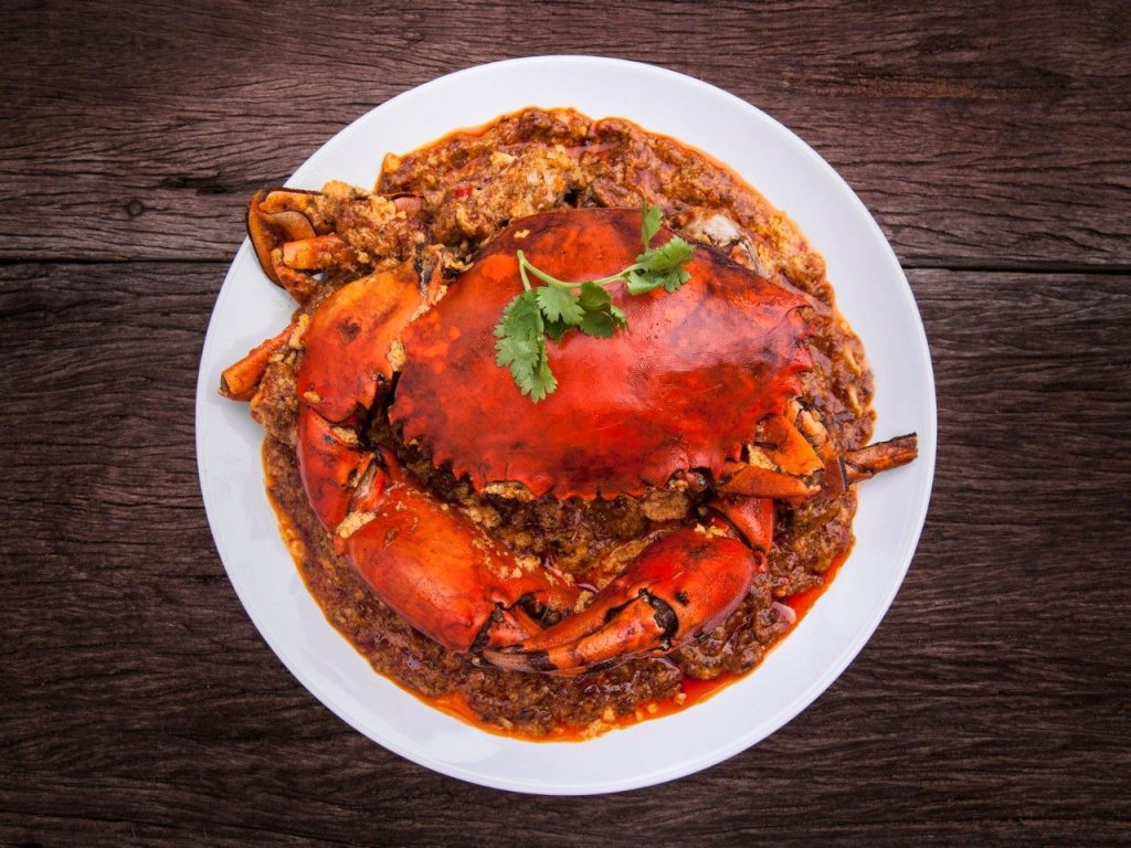 The two most famous styles of crab cooking in Singapore are with sweet and spicy tomato chili sauce or black pepper sauce. Singapore Foods