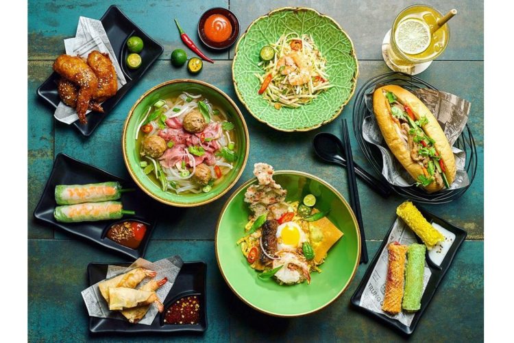 Located in practical places in prestigious buildings, the NamNam Noodle Bar presents a new concept of restoration, Singapore Foods