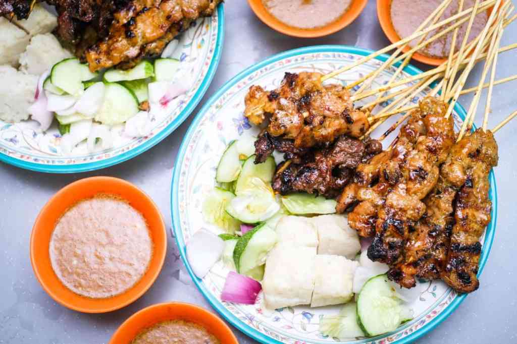 Kwong Satay in Geylang is a well-known satay stand in the island city Singapore